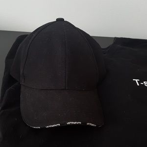 Vetements cap